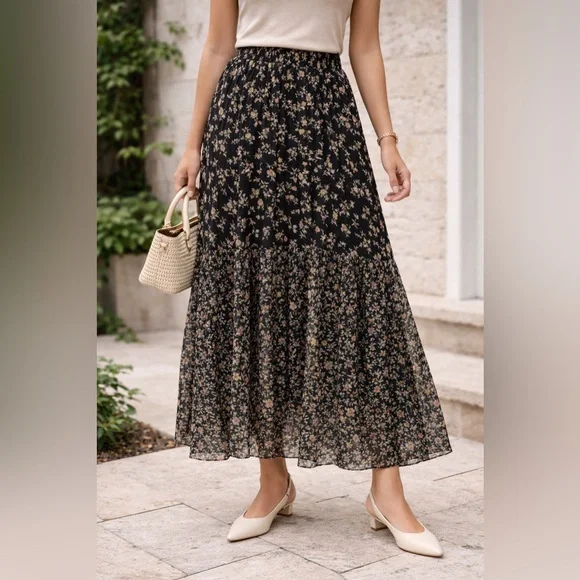 Ralph Lauren Black Floral Tiered Maxi Skirt with Multicolor Print - Picture 6 of 6